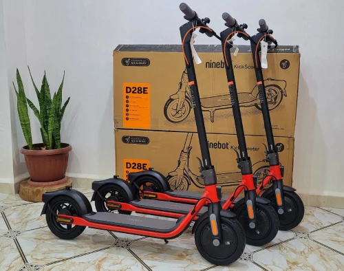 Trottinette Électrique Trotinette Ninebot D28E i Jamais Utilisé i PROMOTION!
