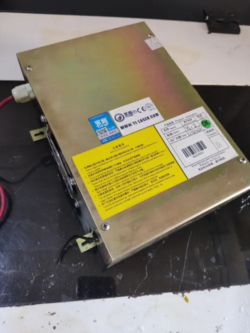 Alimentation machine laser Co2 