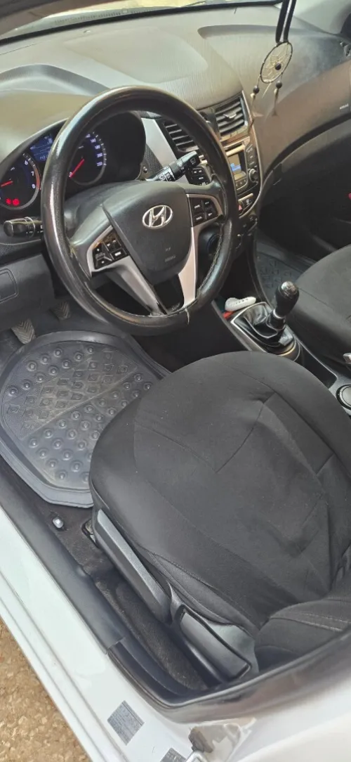 Hyundai Accent RB  5 portes 2017 