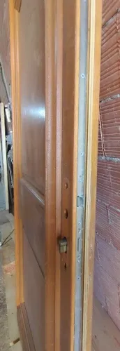 Portes d'entrée en bois exotique