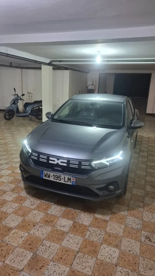 Dacia Logan berline 2025 Extrême tout option