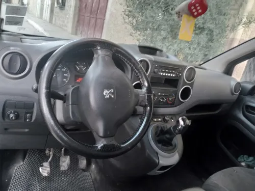Partner tp Peugeot 
