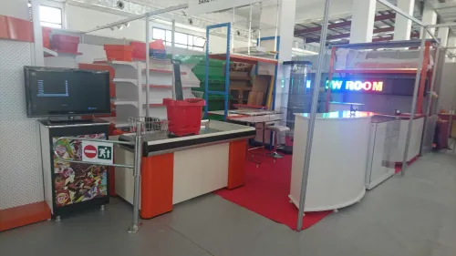 Table caisse/comptoir de magasin/
