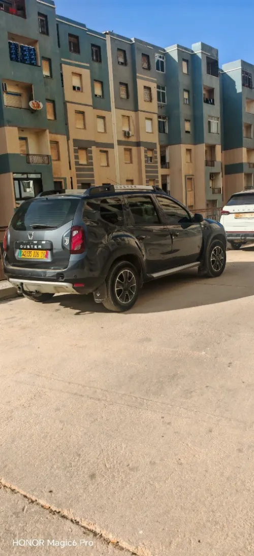 Dacia Duster 2016 Valley Lauréate