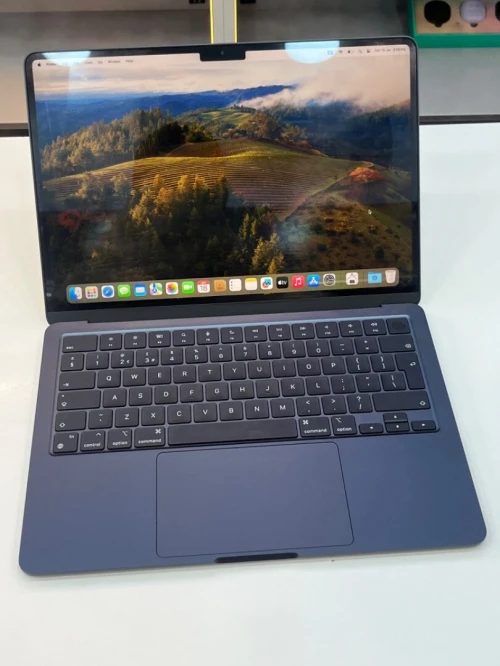 LAPTOP APPEL MACBOOK 2022 AIR M2 8GB RAM 512GB SSD ECRAN 13.3"