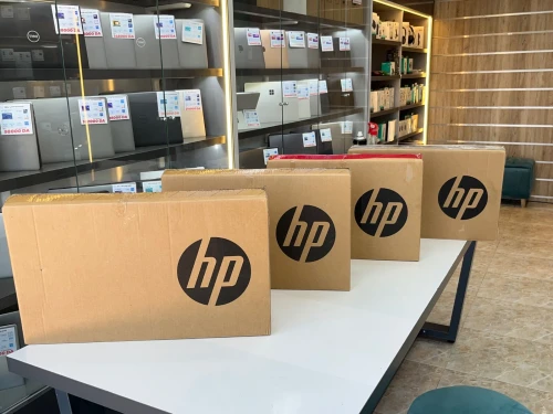 LAPTOP HP ELITEBOOK 640 G9 I7-12EME 16GB RAM 512GB SSD ECRAN 14" FHD NEUF 