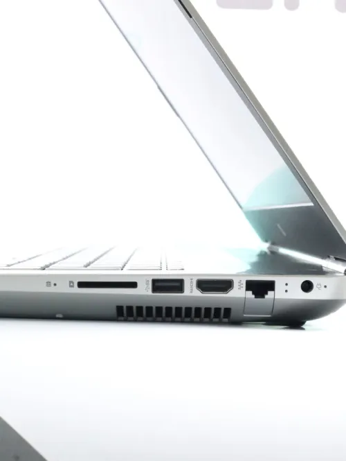 LAPTOP Hp PAVILION 17, I7-7700HQ, 8GB 128GB NVME+1TB HDD, NVIDIA GEFOURCE RTX 1050, 17"