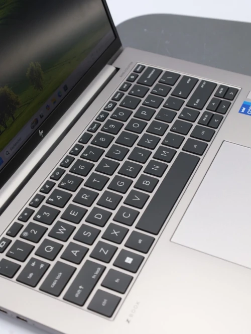 LAPTOP HP ZBOOK 14 G10 I7-1355U 32GB RAM 512GB SSD NVIDIA RTX A500 4GB ECRAN 14" FHD 