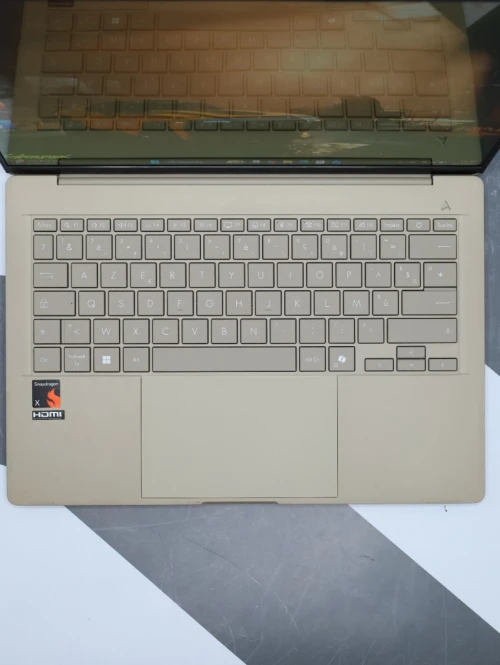 LAPTOP ASUS ZENBOOK A14 OLED , SNAPDRAGON X , 16GB 512GB NVMe , 14" OLED