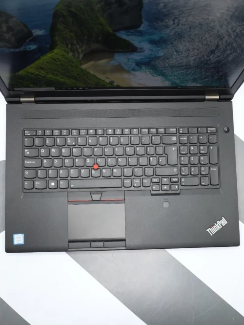 LAPTOP LENOVO THINKPAD P72, I7-8750H, 24GB RAM 512GB SSD, NVIDIA QUADRO P2000, 17" FHD