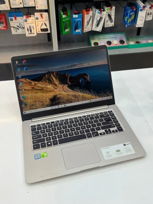 LAPTOP ASUS VIVOBOOK S510U I7-8550U 16GB RAM 512GB SSD GEFORCE 930MX 2GB ECRAN 15.6"