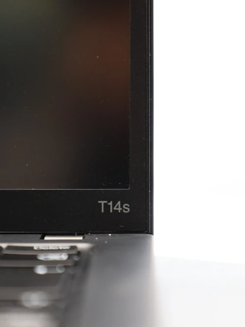 LAPTOP LENPVO THINKPAD T14s RYZEN 7 PRO 7840 32GB RAM 1T SSD 