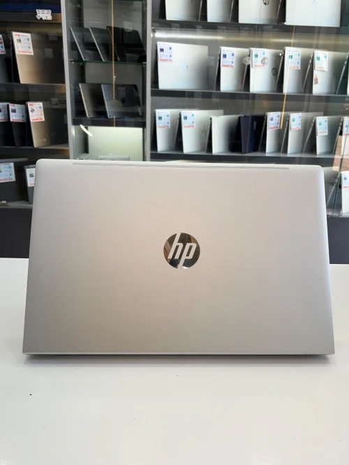 LAPTOP HP PROBOOK 450 G10 I5-1335U 16GB RAM 256GB SSD ECRAN 15.6" FHD 