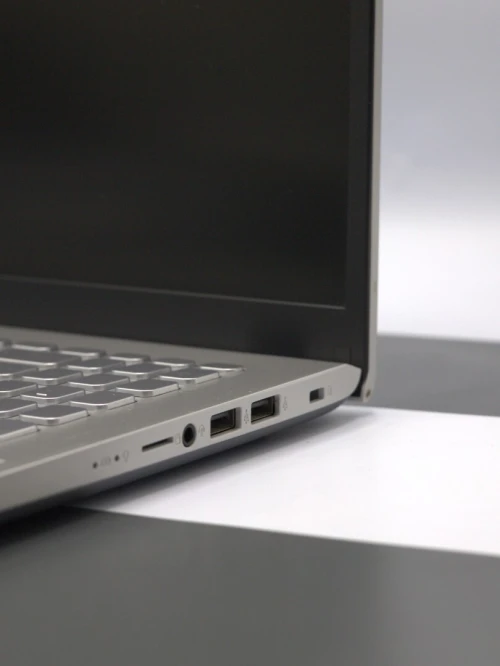 LAPTOP ASUS I5-8th GEN 12Gb RAM 128Gb ssd 1T hdd 