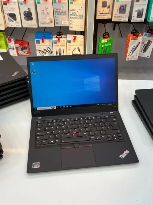 LAPTOP LENOVO THINKPAD T495 RYZEN 5 PRO 3500 8GB RAM 256GB SSD ECRAN 14" FHD 