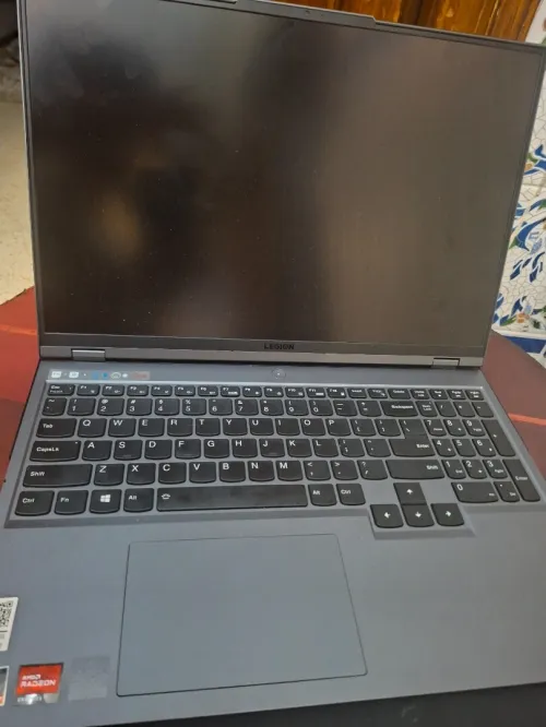 Lenovo legion 5 pro (ryzen 7 5800h /1tb ssd/rtx 3060/16gb ram)