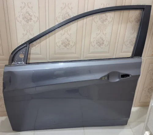 Porte avant gauche accent rb bleu gris 2017