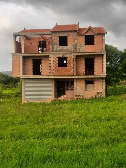 Vente Villa Tizi Ouzou Azazga