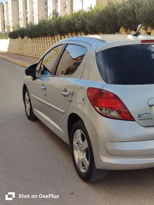 Peugeot 207 2011 HDi