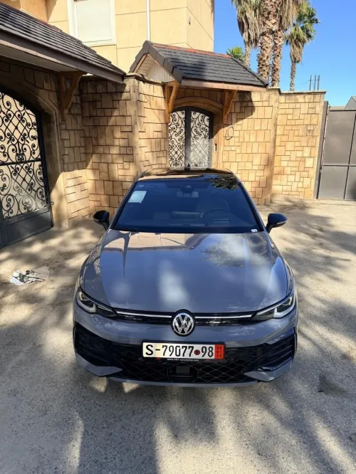 Volkswagen Golf 8 2025 R-Line