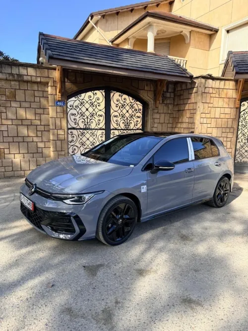 Volkswagen Golf 8 2025 R-Line