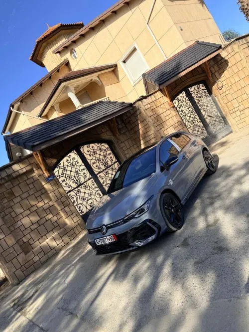 Volkswagen Golf 8 2025 R-Line