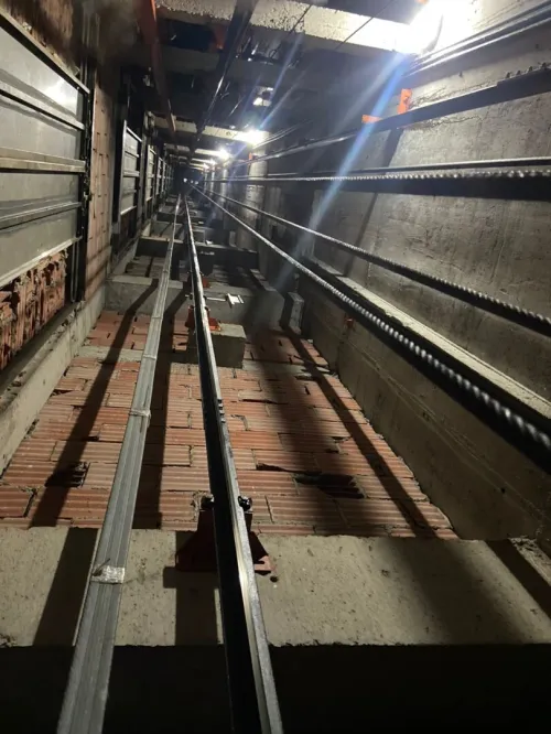 Maintenance et réparation des ascenseur 