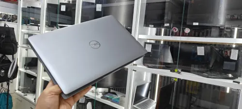 DELL Latitude 5450 Intel Core Ultra 7 165U (14") Full HD 32Go DDR5-SDRAM