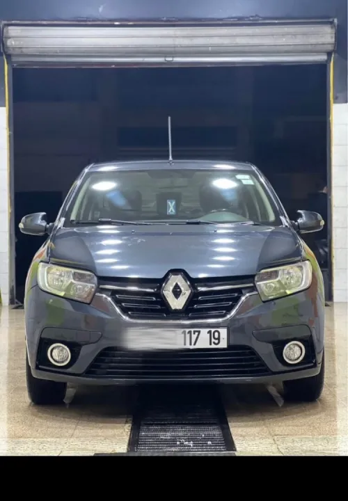 Renault Symbol 2017 Collection