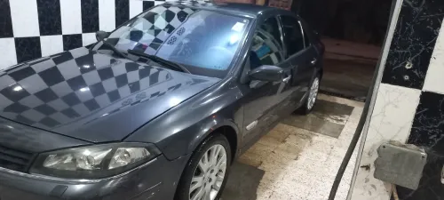 Renault Laguna 2 2002 Initiale Paris