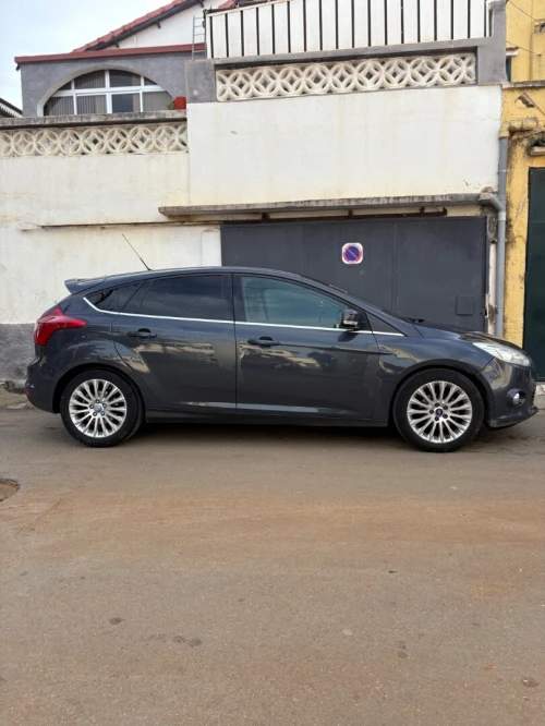 Ford Focus 5 portes 2013 Titanium