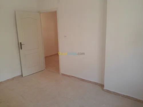 Location Appartement F4 Annaba Annaba
