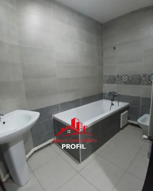 Location Appartement F4 Annaba Annaba