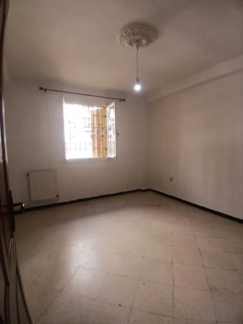 Location Appartement F5 Annaba Annaba