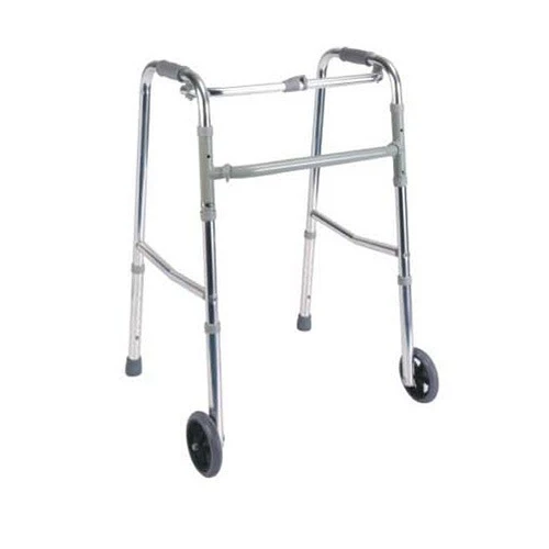 Fauteuil roulant , chaise garde robe et  DEAMBULATEUR 