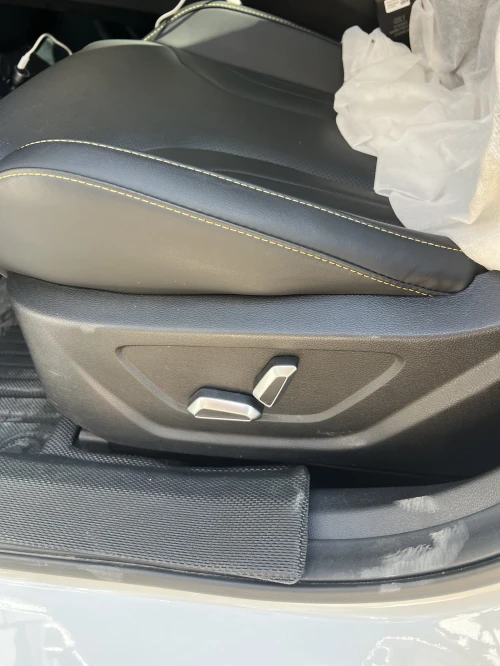 Geely Coolray 2025 