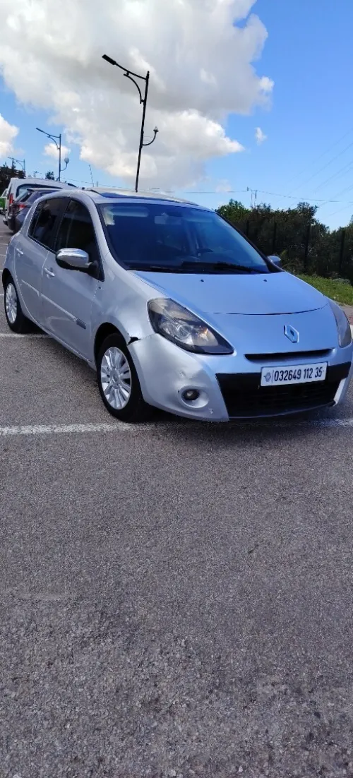 Renault Clio 3 2012 Night and Day