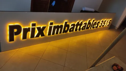 Publicité et décoration des façades 