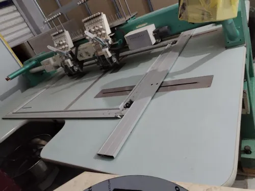Machine a broderie 2 tête 