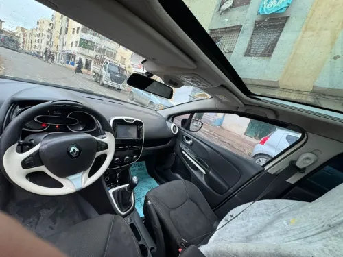 Renault Clio 4 2016 Limited 2