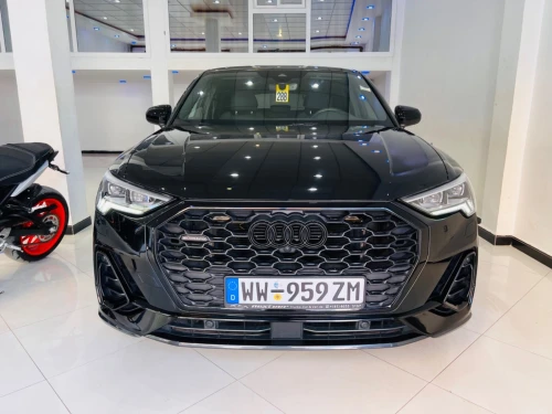 Audi Q3 2021 Q3