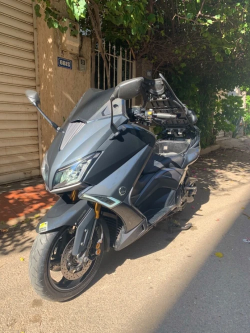 Yamaha t-max Irone 2 2015