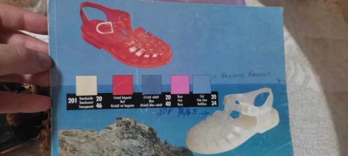 Machines chaussures plastique 