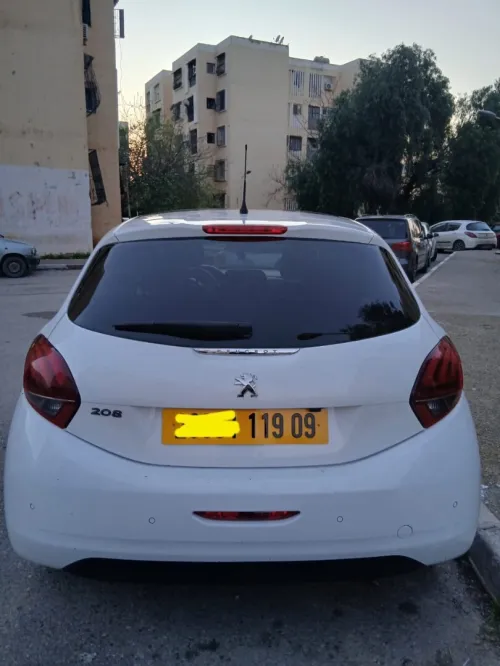 Peugeot 208 2019 Allure Facelift
