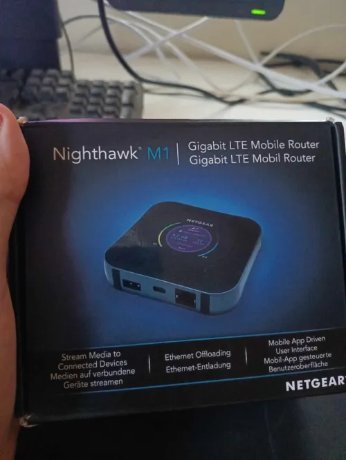 NetGear Nighthawk M1 