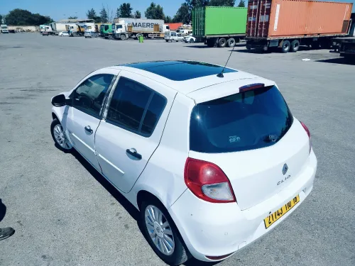 Renault Clio 3 2010 Exception