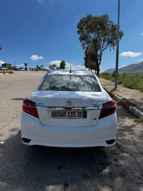 Toyota Yaris Sedan 2015 Executive