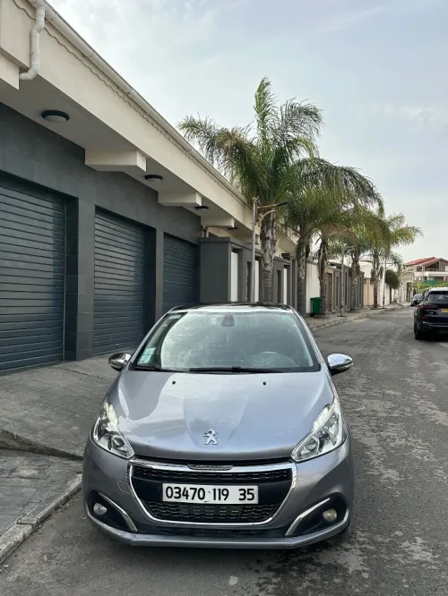 Peugeot 208 2019 