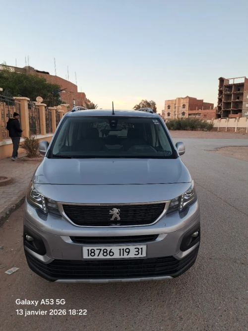 Peugeot Partner 2019 Tepee Allure 