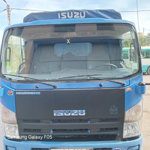 Isuzu NPR Japonais ANSEJ 2014